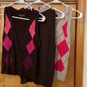 Sweater vest bundle